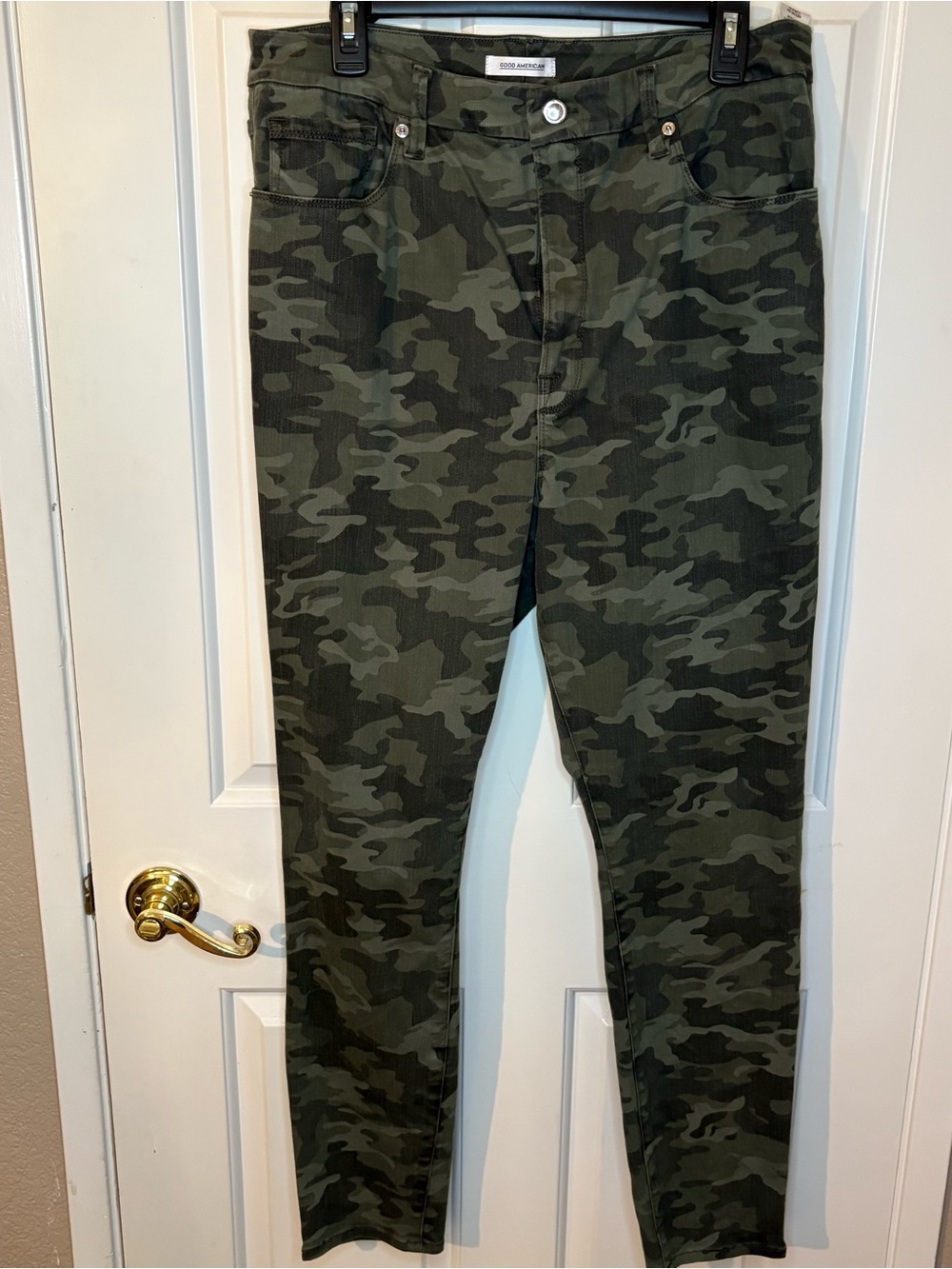 Good American Camo Skinny Jeans
